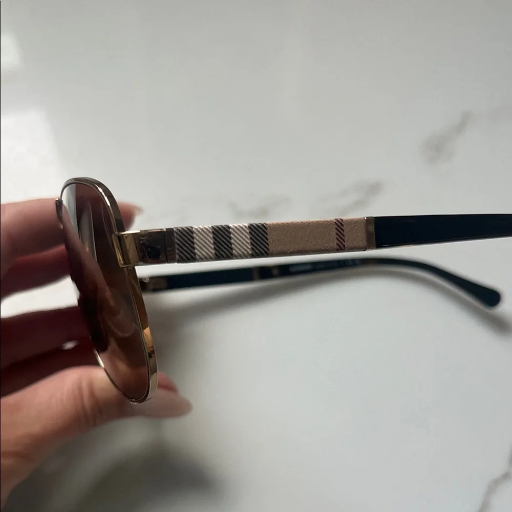 Burberry Brown and Gold Aviator Sunglasses - Picture 6 of 11